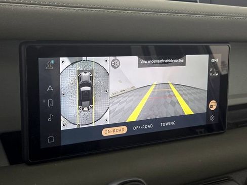 Used 2024 Land Rover Defender 110 S image 19