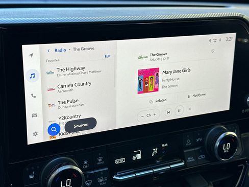 Used 2023 Toyota Highlander XSE image 22