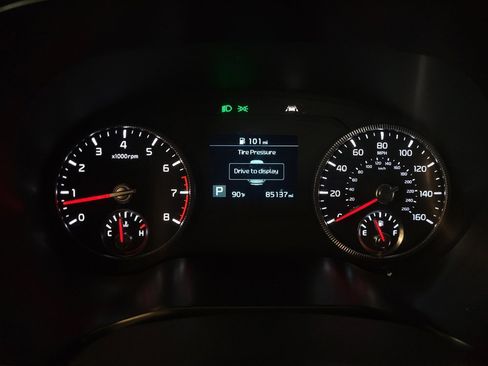 Used 2022 Kia Telluride LX FWD image 23
