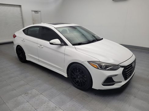 Used 2018 Hyundai Elantra Sport FWD image 11