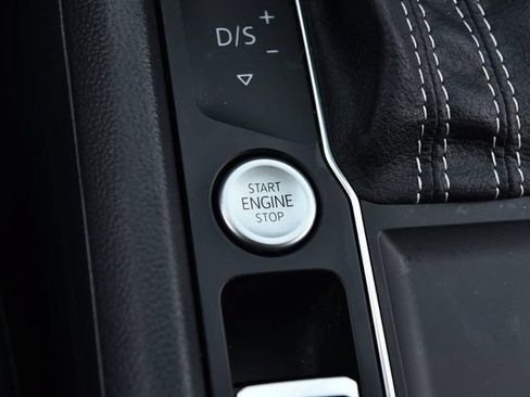 Used 2023 Volkswagen Atlas SE FWD image 16