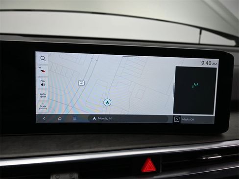 Certified 2024 Kia Sorento SX image 28