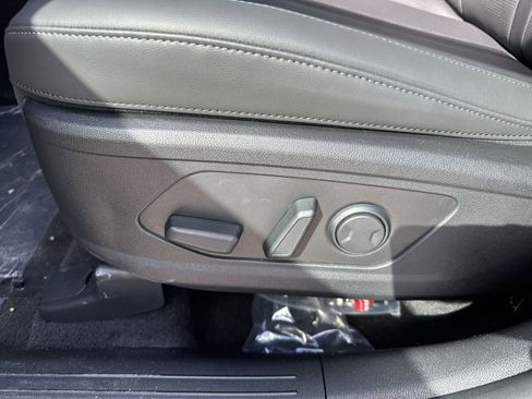 Certified 2026 Kia Sorento S FWD image 14