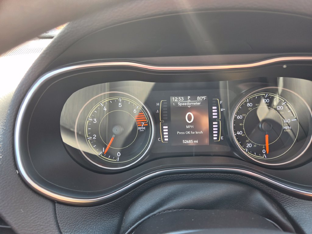 Used 2019 Jeep Cherokee Latitude w/ Popular Appearance Group AWD/4WD image 21