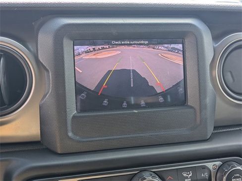 Used 2019 Jeep Wrangler Unlimited Sport S image 21