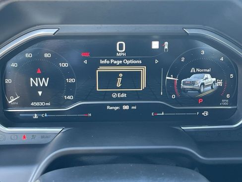 Used 2022 GMC Sierra 1500 AT4 w/ AT4 Premium Package image 11