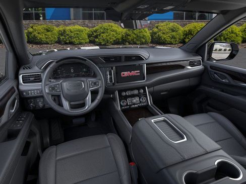 New 2025 Mercedes-Benz C 43 AMG 4MATIC Sedan image 43