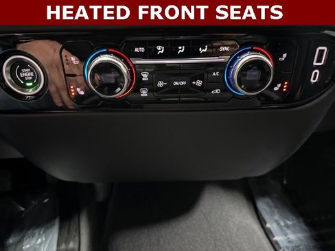 Used 2024 GMC Sierra 1500 Elevation image 3