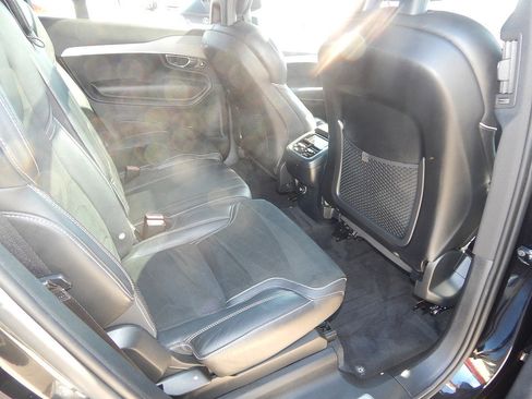 Used 2016 Volvo XC90 T6 R-Design w/ Vision Package image 19
