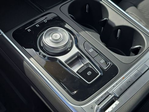 New 2026 Kia Carnival SX Prestige FWD image 28