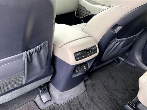 Used 2025 Hyundai Palisade Calligraphy AWD/4WD image 10