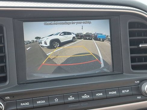 Used 2020 Hyundai Elantra Value Edition FWD image 19