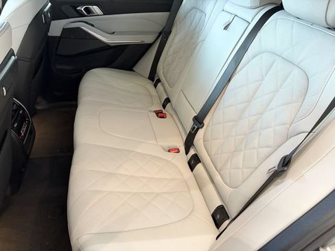 Used 2026 BMW X5 xDrive40i w/ Climate Comfort Package AWD/4WD image 16