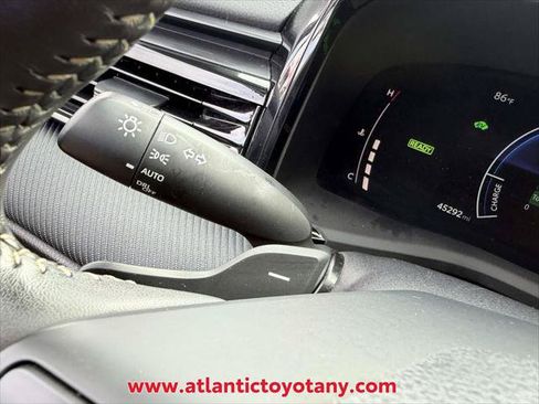 Certified 2025 Toyota Camry SE FWD image 26