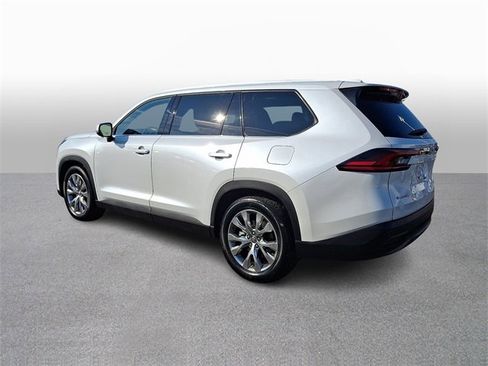 Used 2025 Toyota Grand Highlander AWD Hybrid image 6