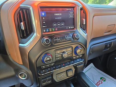 Used 2019 Chevrolet Silverado 1500 High Country AWD/4WD image 28