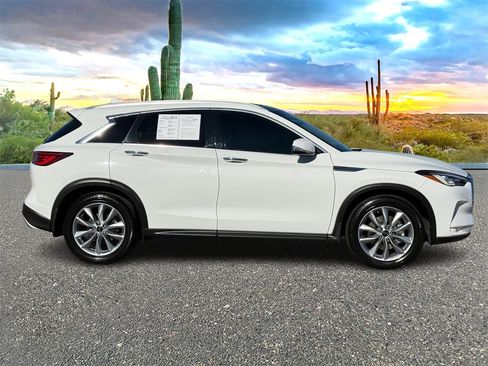Used 2022 INFINITI QX50 Luxe image 3