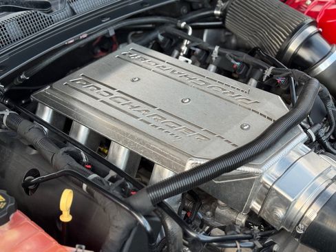 Used 2018 Chevrolet Camaro ZL1 RWD image 11