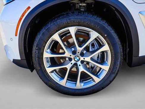 New 2026 BMW X5 xDrive50e w/ Executive Package AWD/4WD image 9