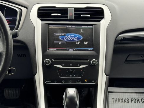 Used 2013 Ford Fusion SE image 20