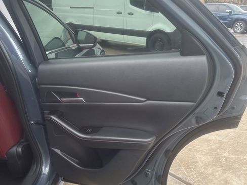 Used 2025 MAZDA CX-30 AWD 2.5 S w/ Preferred Package image 17