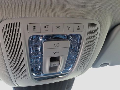 Used 2024 Mercedes-Benz GLS 580 4MATIC image 34