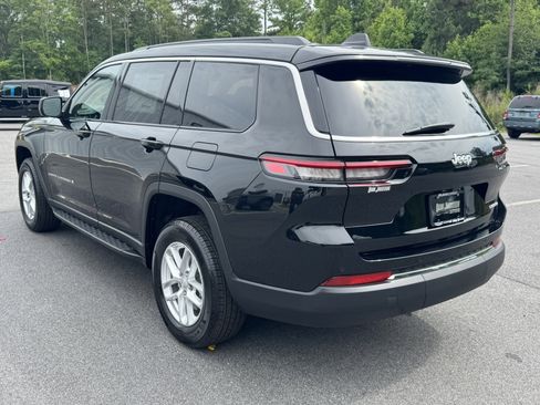 Used 2025 Jeep Grand Cherokee L Laredo RWD image 7