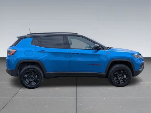 Used 2024 Jeep Compass Trailhawk AWD/4WD image 6