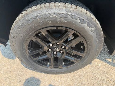 New 2026 Chevrolet Silverado 1500 LT Trail Boss w/ LT Trail Boss Premium Package AWD/4WD image 10