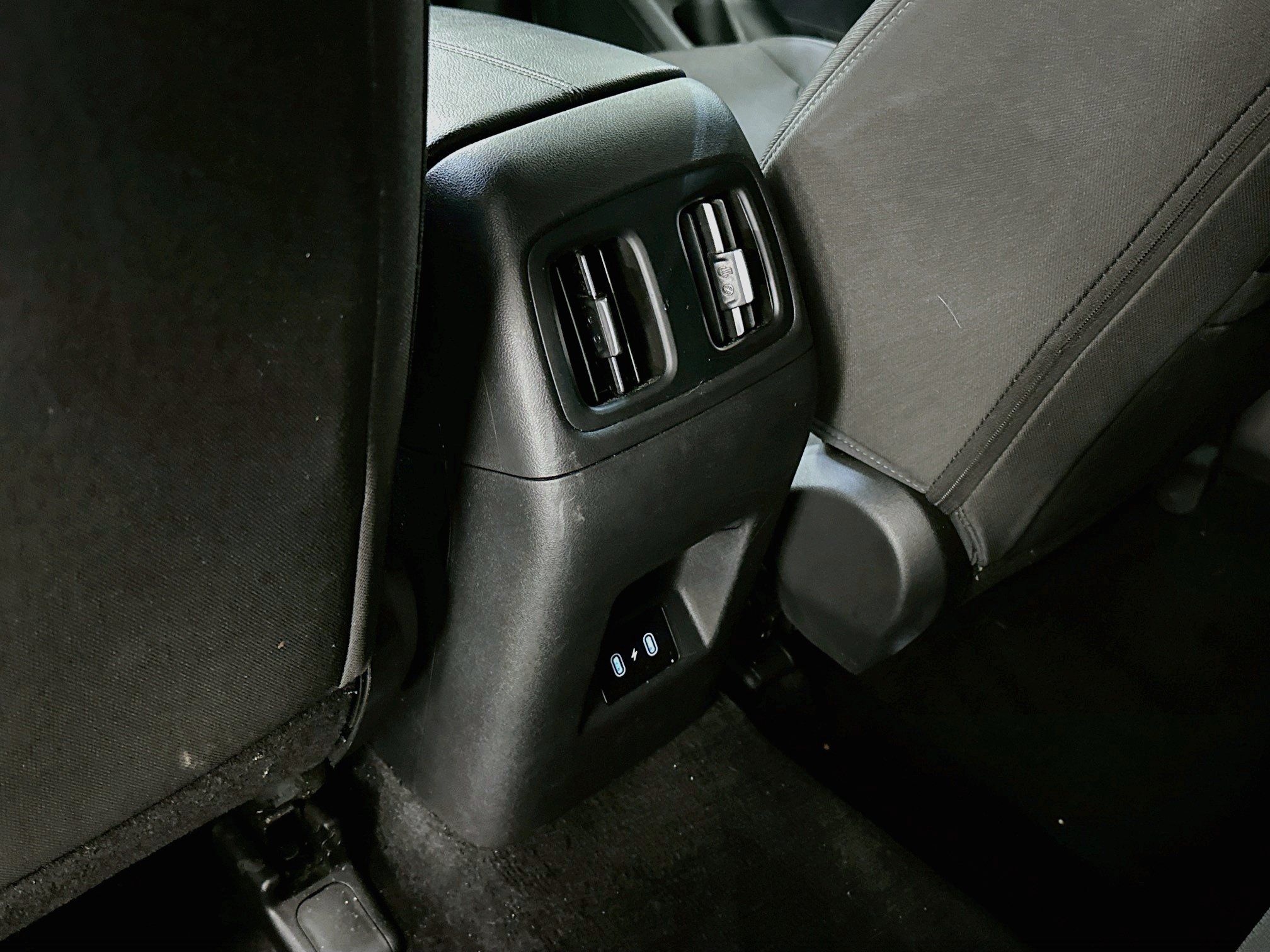 Used 2025 Hyundai Tucson SEL AWD/4WD image 28