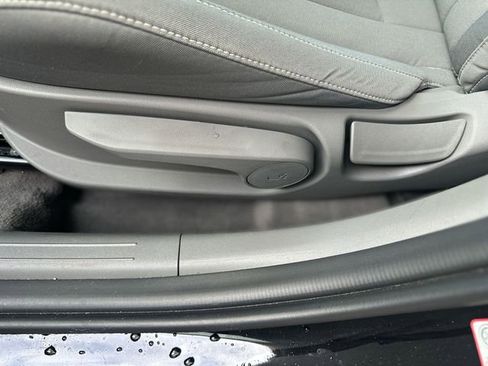 Used 2023 Hyundai Elantra SEL w/ Cargo Package FWD image 13