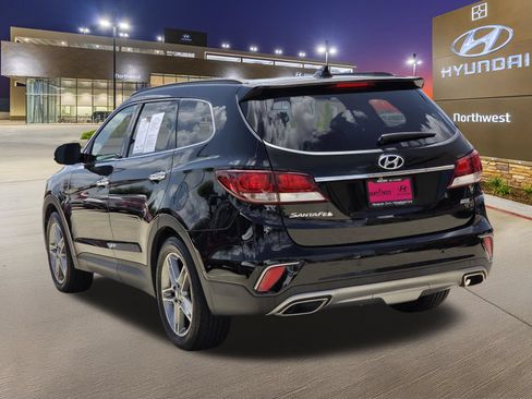 Used 2017 Hyundai Santa Fe FWD image 9