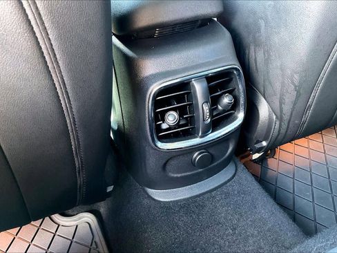 Used 2019 MINI Cooper Clubman S image 34