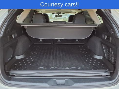 Certified 2025 Subaru Outback Onyx Edition AWD/4WD image 9