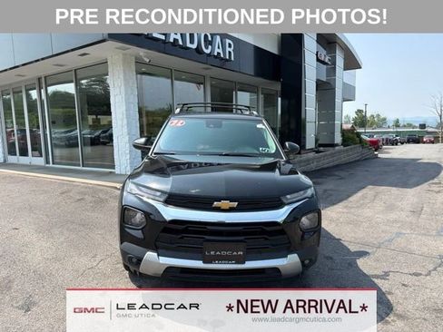 Used 2022 Chevrolet TrailBlazer LT w/ Convenience Package AWD/4WD image 8