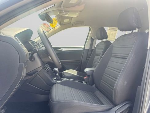 Used 2022 Volkswagen Tiguan S AWD/4WD image 10