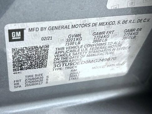 Used 2021 GMC Sierra 1500 SLT w/ SLT Premium Plus Package AWD/4WD image 26