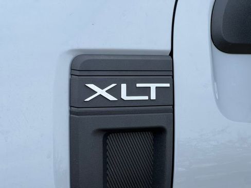 New 2025 Ford Maverick XLT w/ XLT Luxury Package image 13