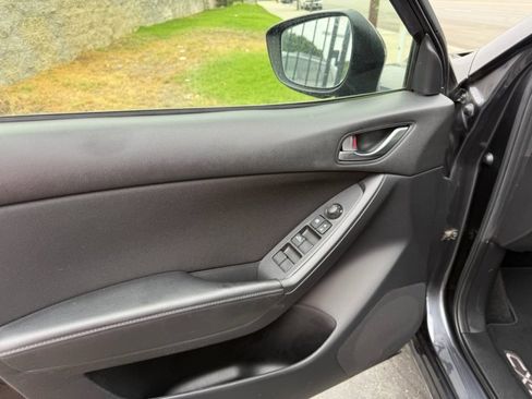 Used 2016 MAZDA CX-5 Sport image 10