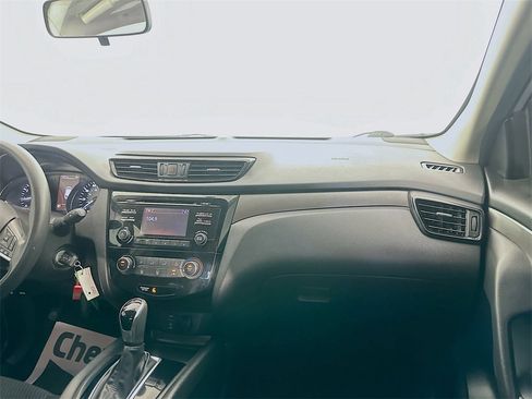 Used 2017 Nissan Rogue Sport S w/ S Appearance Package image 21