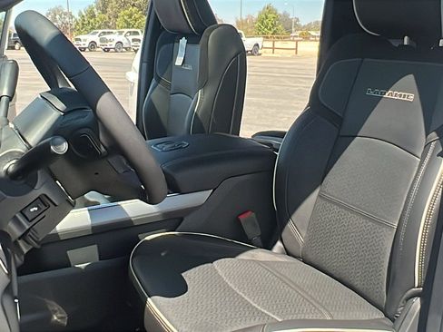 New 2025 RAM 2500 Laramie image 17