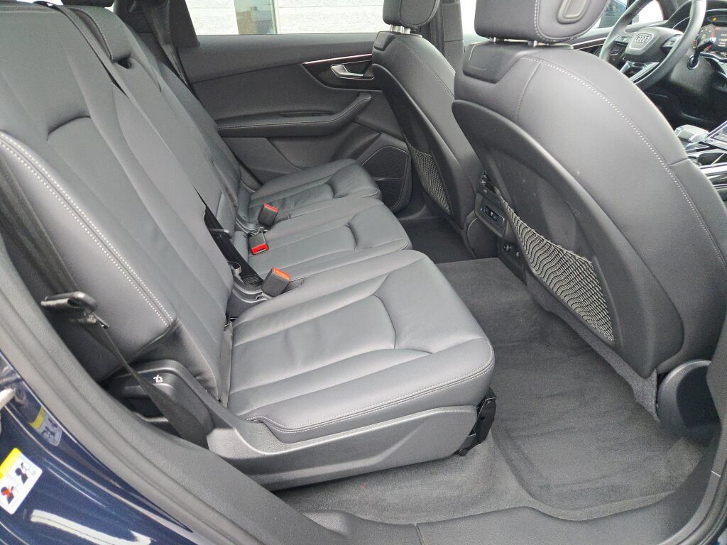 Used 2025 Audi Q7 3.0T Premium Plus AWD/4WD image 10