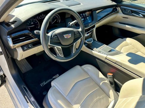 Used 2018 Cadillac CT6 Luxury image 11