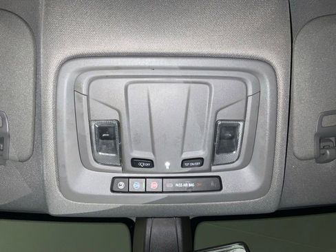 Used 2019 Chevrolet Silverado 1500 Custom w/ Custom Value Package RWD image 20