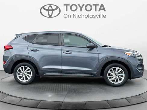 Used 2018 Hyundai Tucson SE AWD/4WD image 7