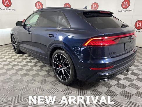 Used 2023 Audi Q8 Prestige w/ Prestige Package image 5