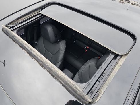 Used 2020 BMW 330i xDrive Sedan w/ Convenience Package image 8