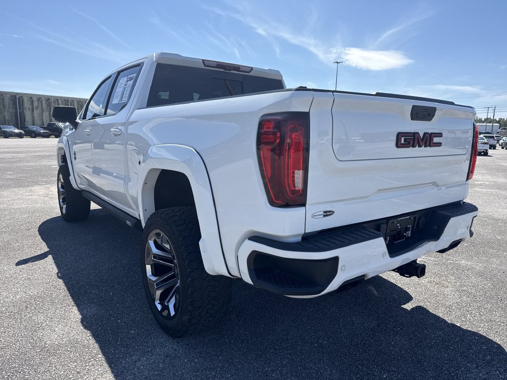 Used 2024 GMC Sierra 1500 AT4 w/ Technology Package AWD/4WD image 6