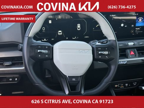 Certified 2025 Kia K4 GT-Line image 26