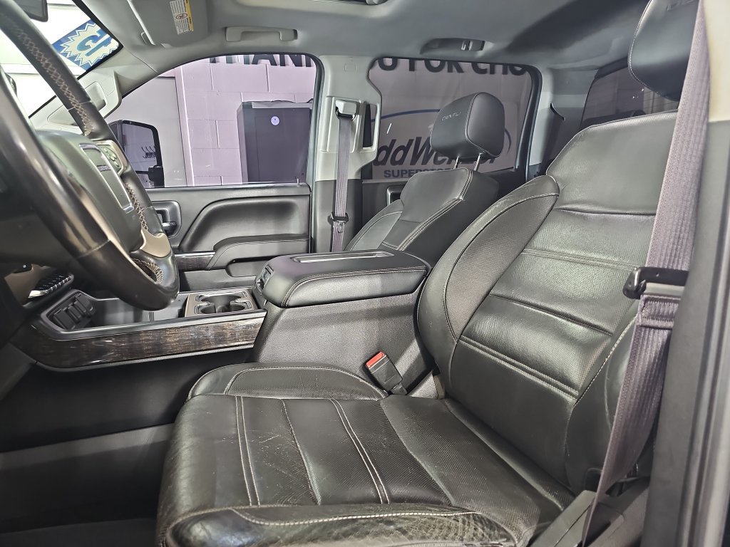 Used 2015 GMC Sierra 2500 Denali AWD/4WD image 18